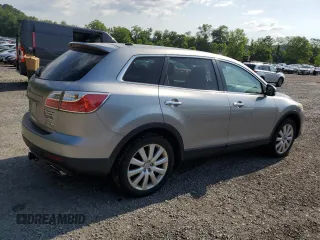 2010 Mazda CX-9 Touring z VIN JM3TB3MV6A0236465, wystawiony jako Copart lot #61902095 z przebiegiem 185 741 mil mil oraz Czysty tytuł • Clean title. Historia ofert i sprzedaży dostępna na DreamBid. Obrazek 3.