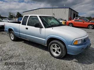 1995 GMC Sonoma with VIN 1GTCS19Z0S8507936, listed as a Copart auction lot 71762374 with 206,559 mi miles and Salvage Title. Bid and sale history available at carsss.com. Image 4.