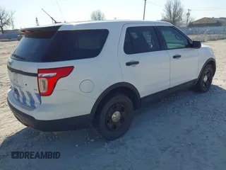 2013 Ford Police Interceptor Utility z VIN 1FM5K8ARXDGC73841, wystawiony jako IAAI lot #41794491 z przebiegiem 177 368 mil mil oraz . Historia ofert i sprzedaży dostępna na DreamBid. Obrazek 4.