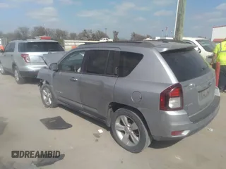 2016 Jeep Compass Latitude with VIN 1C4NJDEBXGD594149, listed as a IAAI auction lot 41523706 with 113,200 mi miles. Bid and sale history available at carsss.com. Image 3.