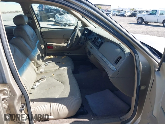 1999 Ford Crown Victoria z VIN 2FAFP73W7XX179492, wystawiony jako IAAI lot #42188954 z przebiegiem 137 299 mil mil oraz . Historia ofert i sprzedaży dostępna na DreamBid. Obrazek 5.