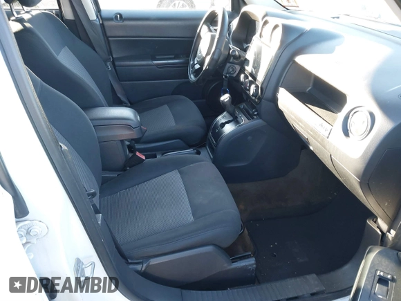 2016 Jeep Patriot Sport with VIN 1C4NJPBA1GD747238, listed as a IAAI auction lot 41417746 with 172,001 mi miles and . Bid and sale history available at carsss.com. Image 5.