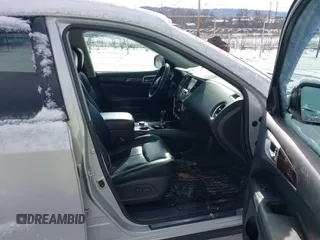 2015 Nissan Pathfinder Platinum z VIN 5N1AR2MM1FC675197, wystawiony jako IAAI lot #41595067 z przebiegiem 96 135 mil mil oraz . Historia ofert i sprzedaży dostępna na DreamBid. Obrazek 5.
