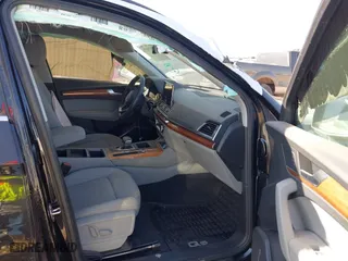 2022 Audi Q5 S line Premium Plus with VIN WA1EAAFY7N2108014, listed as a IAAI auction lot 41471071 with 13,717 mi miles. Bid and sale history available at carsss.com. Image 5.
