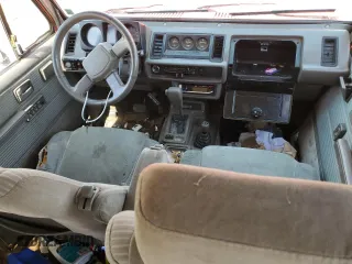 1990 Isuzu Trooper z VIN JACCH58R7L8917768, wystawiony jako Copart lot #45875835 z przebiegiem 230 130 mil mil oraz Szkody całkowita. Historia ofert i sprzedaży dostępna na DreamBid. Obrazek 8.