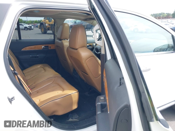 2012 Lincoln MKX z VIN 2LMDJ8JKXCBL01858, wystawiony jako IAAI lot #42221692 z przebiegiem 89 470 mil mil oraz . Historia ofert i sprzedaży dostępna na DreamBid. Obrazek 8.