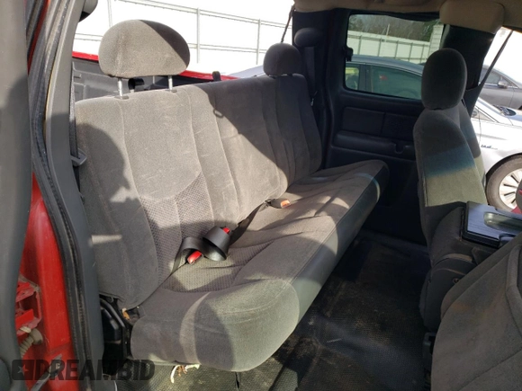2003 Chevrolet Silverado 1500 with VIN 1GCEK19V33Z297804, listed as a Copart auction lot 81143974 with 200,016 mi miles and Clean Title. Bid and sale history available at carsss.com. Image 11.