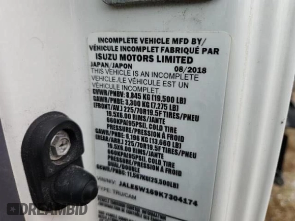 2019 Isuzu NRR IBT z VIN JALE5W169K73041XX, wystawiony jako Copart lot #49260055 z przebiegiem 191 949 mil mil oraz Czysty tytuł • Clean title. Historia ofert i sprzedaży dostępna na DreamBid. Obrazek 10.