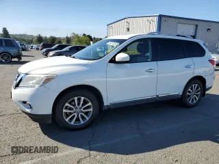 2015 Nissan Pathfinder S с VIN 5N1AR2MN3FC708211, выставлен на аукционе Copart как лот 55421345 с пробегом 159 217 миль миль и Списание • Salvage title. История ставок и продаж доступна на DreamBid. Изображение 1.