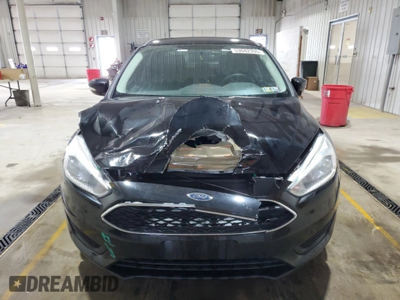 2017 Ford Focus SE with VIN 1FADP3F26HL315683, listed as a Copart auction lot 53682395 with 34,301 mi miles and Salvage Title. Bid and sale history available at carsss.com. Image 5.
