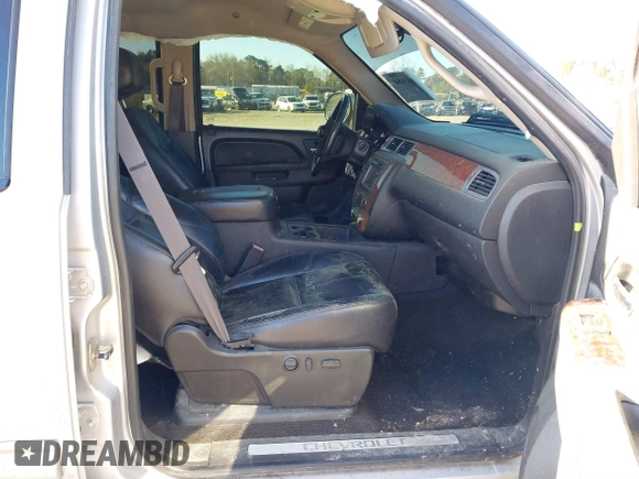 2011 Chevrolet Silverado 1500 LTZ with VIN 3GCPKTE37BG199091, listed as a IAAI auction lot 41843184 with 171,634 mi miles and . Bid and sale history available at DreamBid. Image 5.