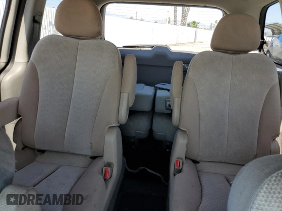 2009 Kia Sedona with VIN KNDMB133296299895, listed as a Copart auction lot 61930584 with 0 mi miles and Clean Title. Bid and sale history available at carsss.com. Image 10.