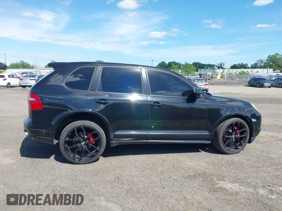 2009 Porsche Cayenne GTS z VIN WP1AD29P59LA62914, wystawiony jako IAAI lot #42307217 z przebiegiem 138 248 mil mil oraz . Historia ofert i sprzedaży dostępna na DreamBid. Obrazek 13.