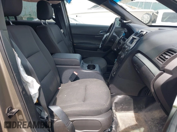 2017 Ford Police Interceptor Utility with VIN 1FM5K8AR5HGA44070, listed as a IAAI auction lot 41923462 with 146,676 mi miles and . Bid and sale history available at DreamBid. Image 5.