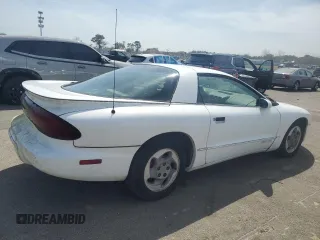 1994 Pontiac Firebird Firebird z VIN 2G2FS22S2R2242528, wystawiony jako Copart lot #53204735 z przebiegiem 105 253 mil mil oraz Czysty tytuł • Clean title. Historia ofert i sprzedaży dostępna na DreamBid. Obrazek 3.