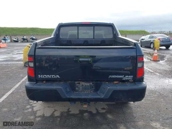 2013 Honda Ridgeline RTS with VIN 5FPYK1F46DB015386, listed as a IAAI auction lot 41928477 with 275,963 mi miles. Bid and sale history available at carsss.com. Image 16.
