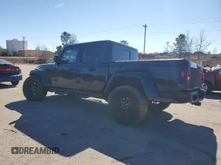 2021 Jeep Gladiator Sport S with VIN 1C6JJTAG5ML606050, listed as a Copart auction lot 45221215 with 43,529 mi miles and Salvage title. Bid and sale history available at DreamBid. Image 2.