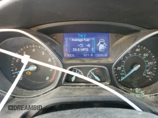 2013 Ford Focus SE with VIN 1FADP3K21DL153204, listed as a Copart auction lot 49231735 with 135,345 mi miles and Salvage Title. Bid and sale history available at carsss.com. Image 9.