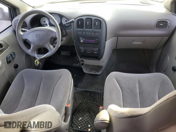 2002 Dodge Caravan SE with VIN 1B4GP25B82B678824, listed as a Copart auction lot 84442074 with 69,706 mi miles and Clean Title. Bid and sale history available at carsss.com. Image 8.