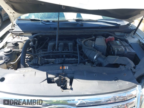 2009 Ford Taurus SE with VIN 1FAHP23W89G113022, listed as a IAAI auction lot 42118187 with 135,319 mi miles. Bid and sale history available at carsss.com. Image 10.