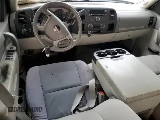 2011 GMC Sierra 1500 SLE z VIN 3GTP1VE02BG304558, wystawiony jako Copart lot #49127055 z przebiegiem Nie podano mil oraz Szkoda całkowita • Salvage title. Historia ofert i sprzedaży dostępna na DreamBid. Obrazek 8.