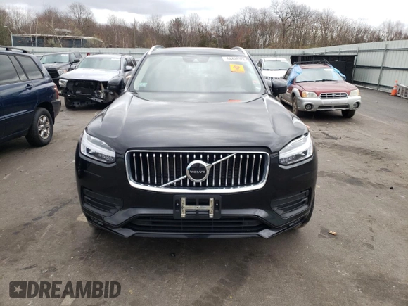 2020 Volvo XC90 Momentum with VIN YV4A22PK9L1589756, listed as a Copart auction lot 68428982 with 41,911 mi miles. Bid and sale history available at carsss.com. Image 5.