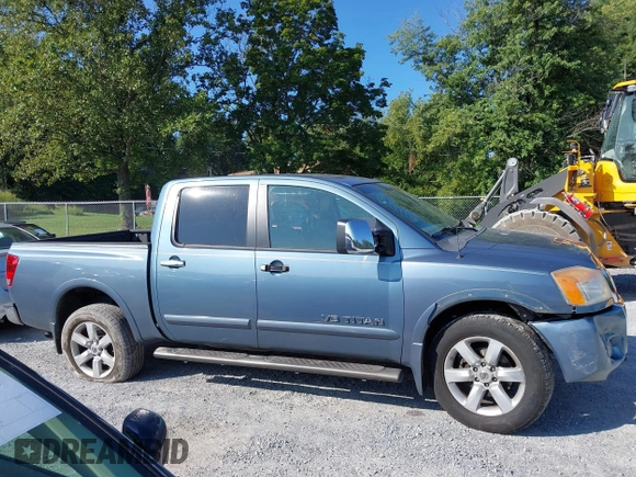 2011 Nissan Titan SL with VIN 1N6AA0EC7BN310833, listed as a IAAI auction lot 40140349 with 230,235 mi miles. Bid and sale history available at carsss.com. Image 14.