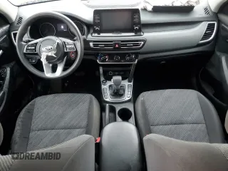 2021 Kia Seltos LX with VIN KNDEPCAA9M7142564, listed as a Copart auction lot 58945954 with 142,601 mi miles and Salvage Title. Bid and sale history available at carsss.com. Image 8.