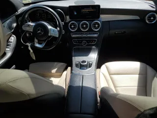 2019 Mercedes-Benz C 300 z VIN 55SWF8EB3KU322149, wystawiony jako Copart lot #53491855 z przebiegiem 53 837 mil mil oraz Szkoda całkowita • Salvage title. Historia ofert i sprzedaży dostępna na DreamBid. Obrazek 8.