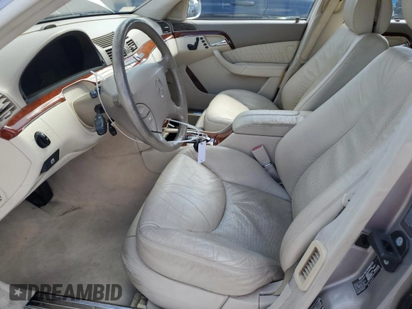 2003 Mercedes-Benz S 430 z VIN WDBNG70J93A351831, wystawiony jako Copart lot #52706965 z przebiegiem Nie podano mil oraz Nie do naprawy • Non repairable. Historia ofert i sprzedaży dostępna na DreamBid. Obrazek 7.