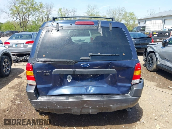 2004 Ford Escape XLT z VIN 1FMYU93194KB52283, wystawiony jako IAAI lot #42084240 z przebiegiem 142 871 mil mil oraz . Historia ofert i sprzedaży dostępna na DreamBid. Obrazek 16.