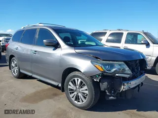 2017 Nissan Pathfinder SV with VIN 5N1DR2MNXHC638433, listed as a IAAI auction lot 41688692 with 85,972 mi miles. Bid and sale history available at carsss.com. Image 1.