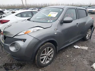 2011 Nissan Juke SL with VIN JN8AF5MV6BT007384, listed as a IAAI auction lot 42025909 with 202,840 mi miles. Bid and sale history available at carsss.com. Image 17.