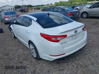 2013 Kia Optima SX z VIN 5XXGR4A61DG218483, wystawiony jako IAAI lot #42274879 z przebiegiem 108 434 mil mil oraz . Historia ofert i sprzedaży dostępna na DreamBid. Obrazek 3.
