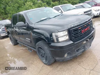 2013 GMC Sierra 1500 SLE z VIN 3GTP2VE72DG194687, wystawiony jako IAAI lot #42479583 z przebiegiem 262 672 mil mil oraz . Historia ofert i sprzedaży dostępna na DreamBid. Obrazek 1.