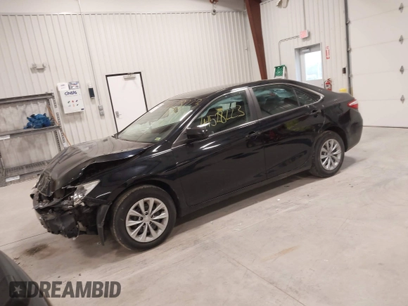 2017 Toyota Camry XLE with VIN 4T1BF1FK6HU356569, listed as a IAAI auction lot 41528223 with 45,981 mi miles. Bid and sale history available at carsss.com. Image 2.