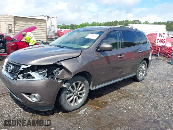 2015 Nissan Pathfinder SV z VIN 5N1AR2MN0FC704228, wystawiony jako IAAI lot #42248054 z przebiegiem 144 106 mil mil oraz . Historia ofert i sprzedaży dostępna na DreamBid. Obrazek 2.