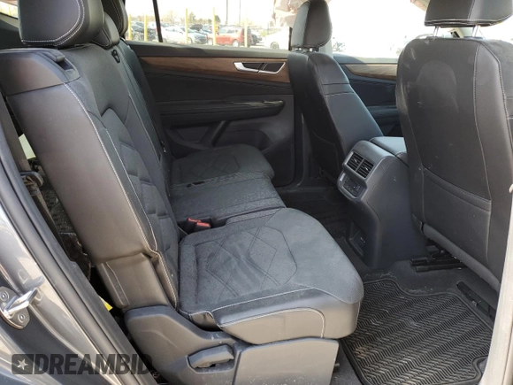 2024 Volkswagen Atlas SE с VIN 1V2LR2CA7RC582255, выставлен на аукционе Copart как лот 51479685 с пробегом 4 259 миль миль и Списание • Salvage title. История ставок и продаж доступна на DreamBid. Изображение 11.