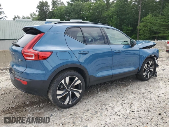2023 Volvo XC40 Ultimate Dark Theme z VIN YV4L12UX6P2087430, wystawiony jako Copart lot #62543495 z przebiegiem 1 960 mil mil oraz Szkoda całkowita • Salvage title. Historia ofert i sprzedaży dostępna na DreamBid. Obrazek 3.