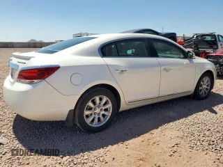 2012 Buick LaCrosse Premium 1 z VIN 1G4GD5ER3CF275477, wystawiony jako Copart lot #61025545 z przebiegiem 139 252 mil mil oraz Szkoda całkowita • Salvage title. Historia ofert i sprzedaży dostępna na DreamBid. Obrazek 3.