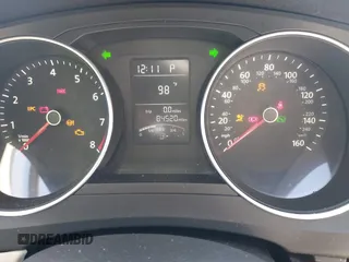 2015 Volkswagen Jetta Sport z VIN 3VWD17AJ5FM411217, wystawiony jako IAAI lot #42563776 z przebiegiem 84 520 mil mil oraz . Historia ofert i sprzedaży dostępna na DreamBid. Obrazek 7.