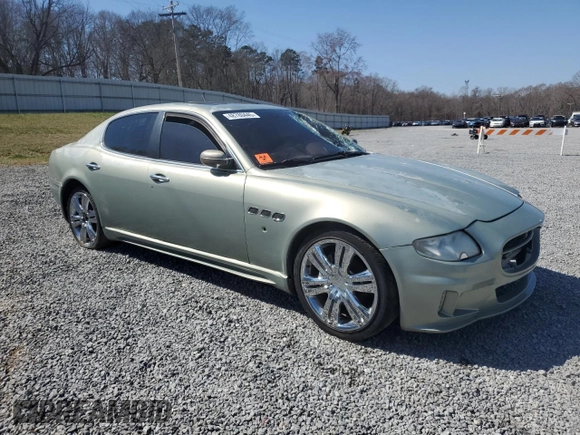 2005 Maserati Quattroporte z VIN ZAMCE39A650019263, wystawiony jako Copart lot #48780445 z przebiegiem Nie podano mil oraz Czysty tytuł • Clean title. Historia ofert i sprzedaży dostępna na DreamBid. Obrazek 4.