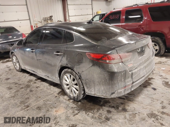 2018 Kia Optima LX with VIN 5XXGT4L30JG241236, listed as a IAAI auction lot 41612332 with 73,494 mi miles. Bid and sale history available at carsss.com. Image 3.