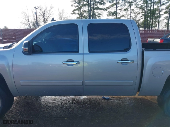 2007 Chevrolet Silverado 1500 LTZ with VIN 2GCEC13J171682554, listed as a IAAI auction lot 41307868 with 241,332 mi miles. Bid and sale history available at carsss.com. Image 14.