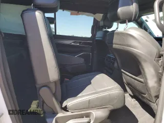 2023 Jeep Wagoneer Series II с VIN 1C4SJSBP7PS561497, выставлен на аукционе Copart как лот 46858845 с пробегом 29 616 миль миль и Списание • Salvage title. История ставок и продаж доступна на DreamBid. Изображение 11.