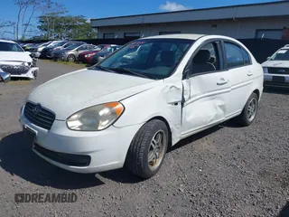 2009 Hyundai Accent Auto GLS with VIN KMHCN46C19U368700, listed as a IAAI auction lot 41590180 with 165,836 mi miles. Bid and sale history available at carsss.com. Image 2.
