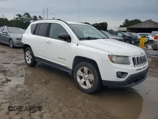 2016 Jeep Compass Sport z VIN 1C4NJCBA9GD600433, wystawiony jako Copart lot #61087545 z przebiegiem 132 956 mil mil oraz Szkoda całkowita • Salvage title. Historia ofert i sprzedaży dostępna na DreamBid. Obrazek 4.