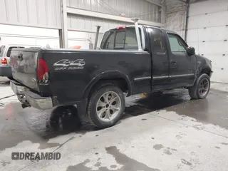 1997 Ford F-150 XL with VIN 1FTDX18W6VNB19712, listed as a IAAI auction lot 41740832 with 232,275 mi miles. Bid and sale history available at carsss.com. Image 4.