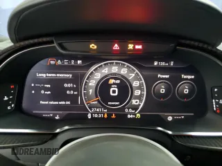 2017 Audi R8 z VIN WUAKBAFX3H7901379, wystawiony jako Copart lot #81711484 z przebiegiem 27 411 mil mil oraz Szkoda całkowita • Salvage title. Historia ofert i sprzedaży dostępna na DreamBid. Obrazek 9.