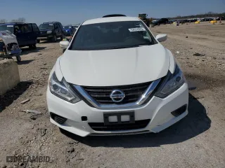 2018 Nissan Altima 2.5 SV with VIN 1N4AL3APXJC216808, listed as a Copart auction lot 52053325 with 165,588 mi miles and Clean Title. Bid and sale history available at carsss.com. Image 5.